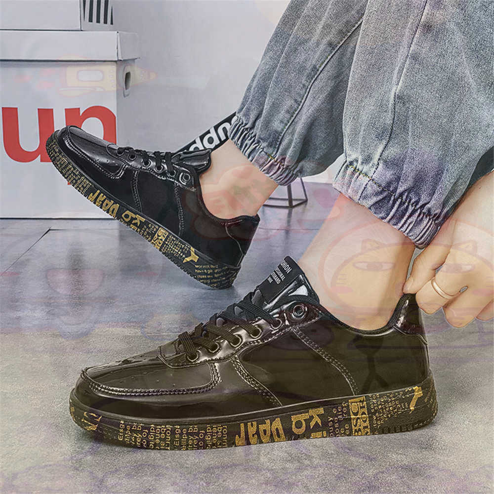 Round Foot Size 45 Sneakers Wh - Vintage Collectibles Store 评论和价格